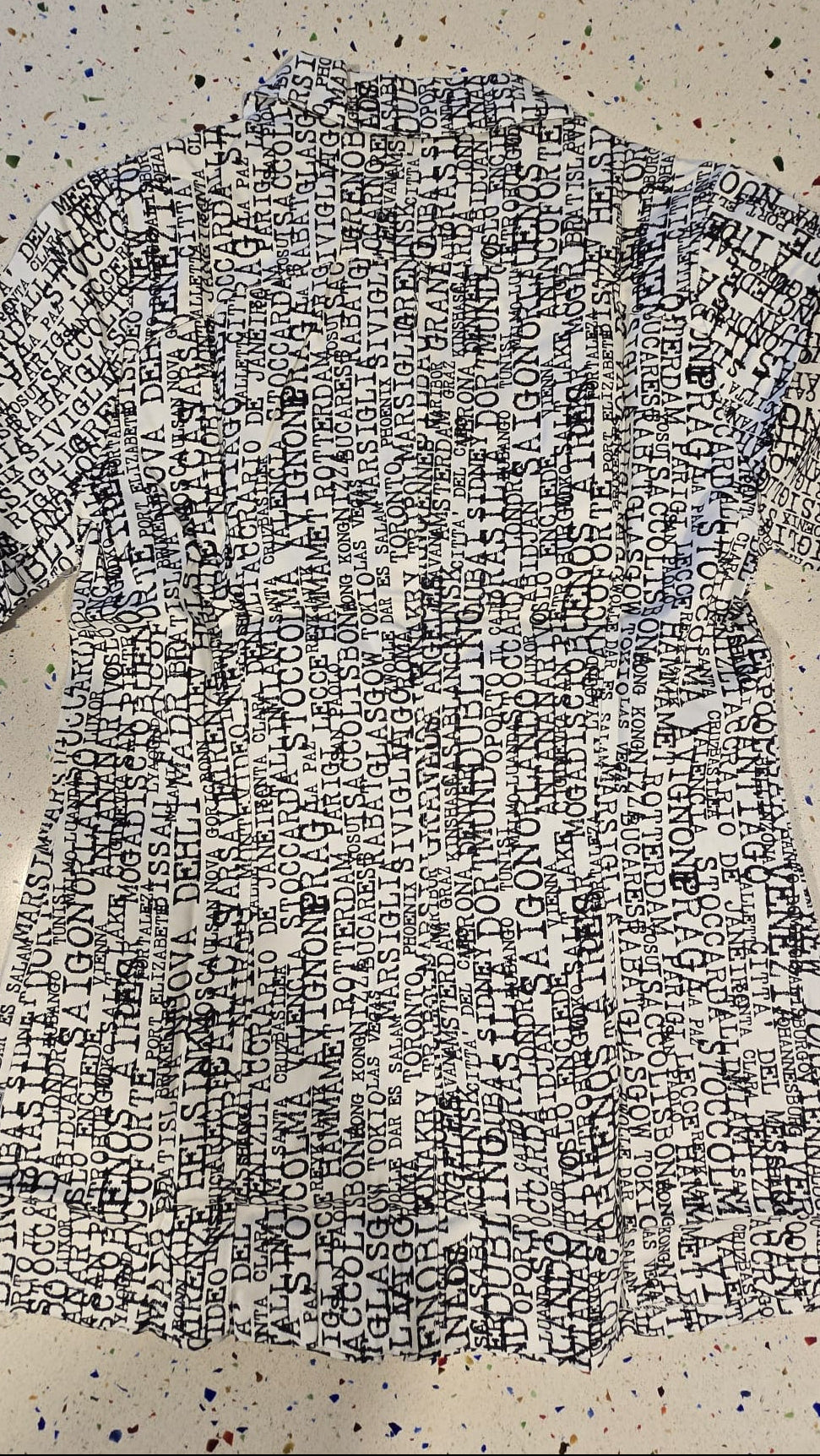 ISACCO Casaca BARCELLONA NEW YORK, para mujer, blanca/negra letra