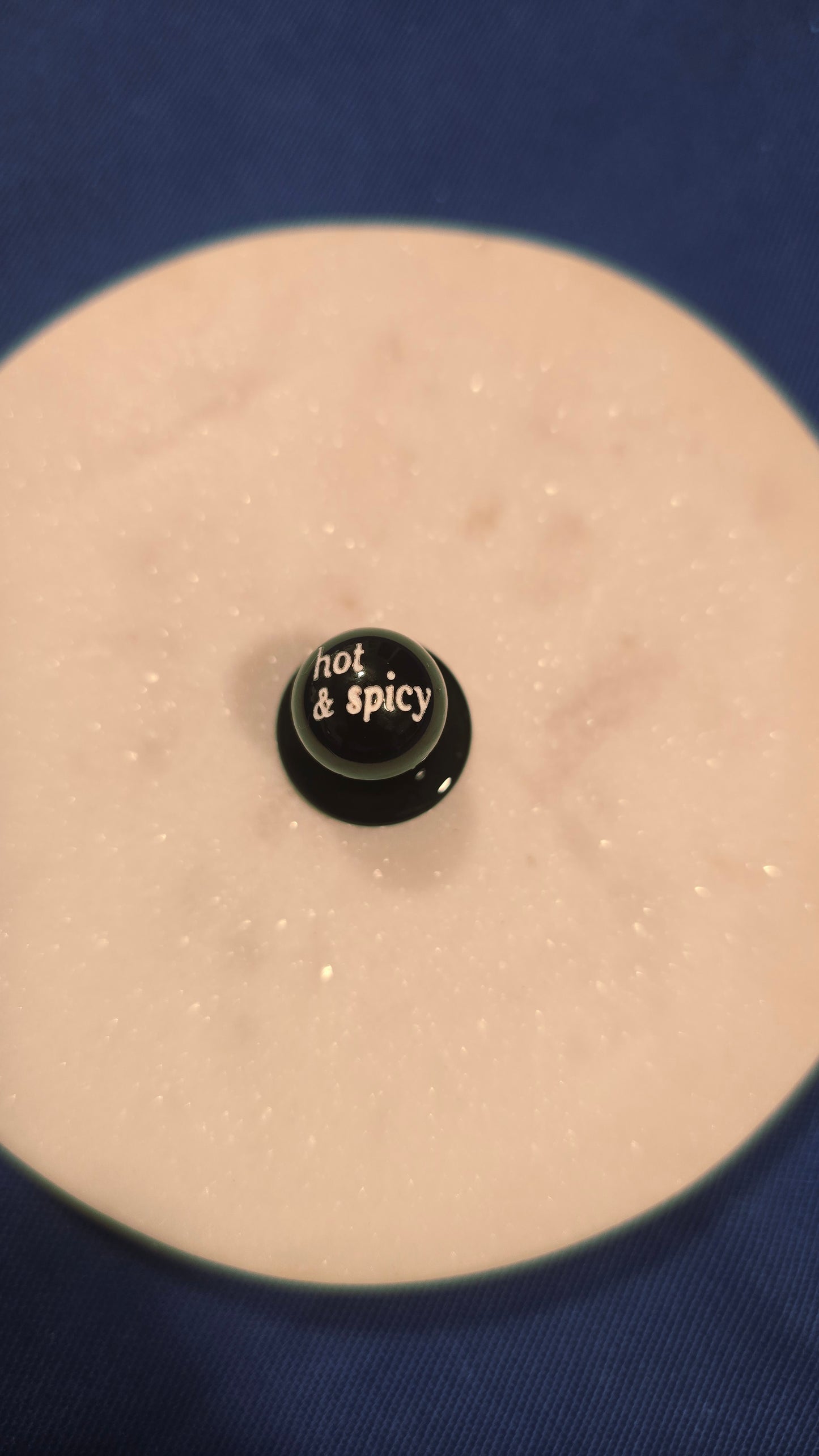 Botones de bola "HOT & SPICY" (Caliente y picante)