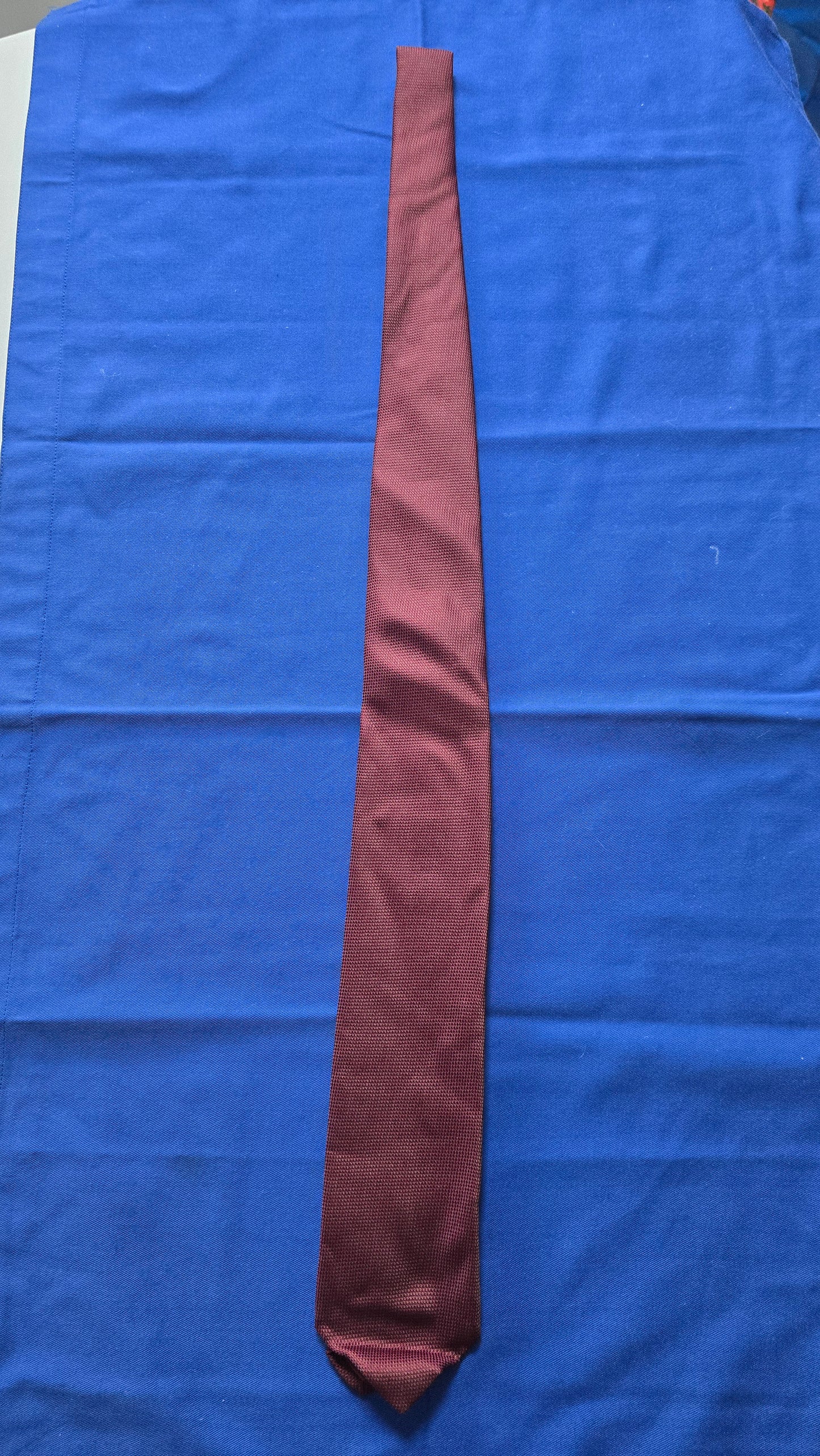 Corbata GREIFF, burdeos